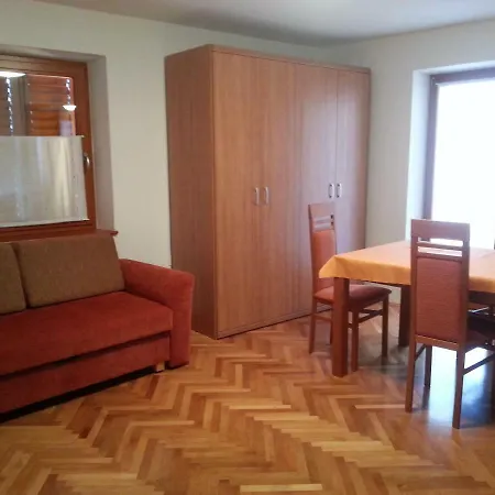 Apartman Kobarika *